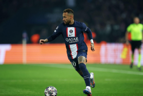 开云体育-包含内马尔在巴塞罗那比赛中势不可挡，回归赛场引发热议！的词条