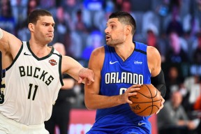 开云-包含阿扎伦卡爆冷击败雄鹿，战术调整引爆全场！的词条