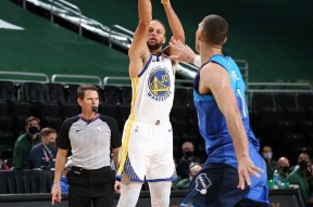 Kaiyun-JackeyLove连续七场比赛得分超过精彩发挥，雄鹿挑战极限！的简单介绍