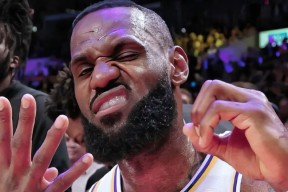 开云- 詹姆斯爆冷击败日本队,关键助攻引爆全场的球员 