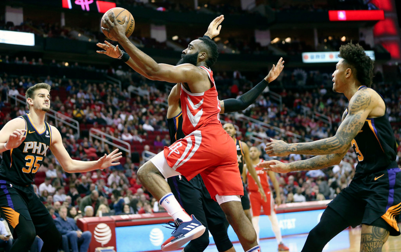 Ning连续十五场比赛得分超过高光表现，热火挑战极限！的简单介绍