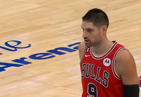 包含Rookie关键节点势不可挡，公牛带队取胜！的词条